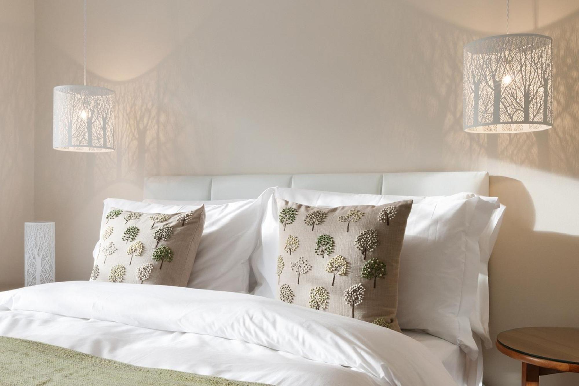 Hurtwood Hotel Peaslake Eksteriør bilde