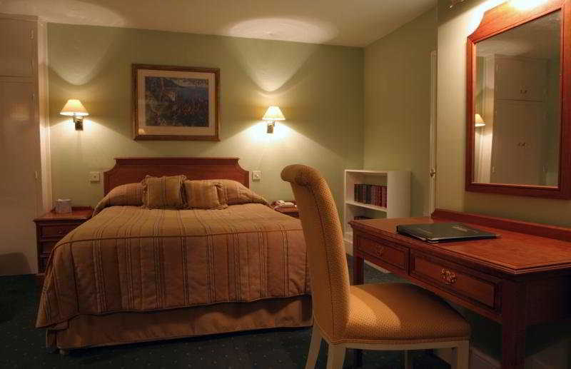 Hurtwood Hotel Peaslake Rom bilde